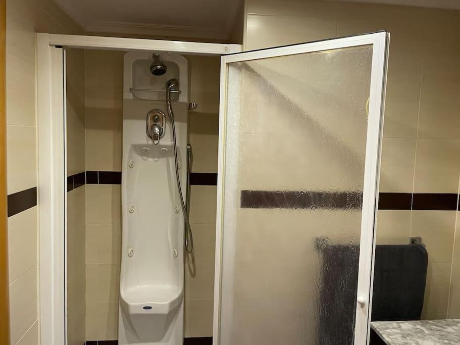 Precioso Apartamento Junto Al Centro Con Garaje Valencia Eksteriør billede